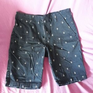 Mens Carbon shorts w/ anchors